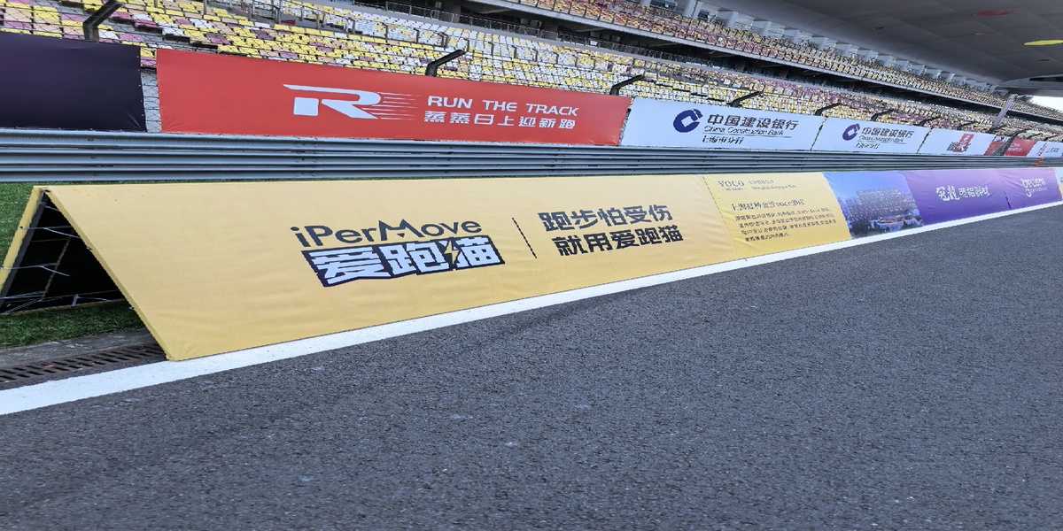 会展物料租赁指南:铁马、A板、桌椅、桁架怎么选